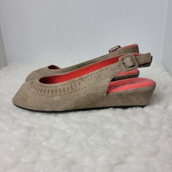 Pas de Rouge Women's Size 6 Suede Millie Peep Toe Tan Heel - Picture 3 of 10